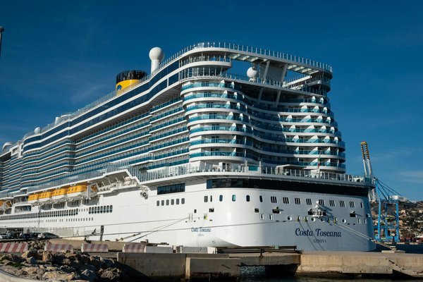 Comment planifier une croisière dans les îles Lofoten, Norvège : itinéraires et conseils pratiques ?